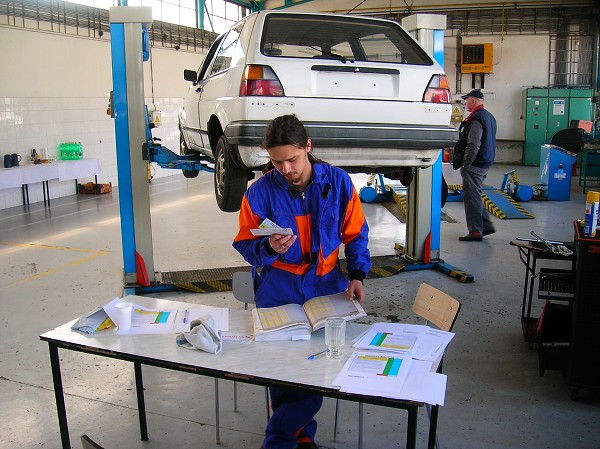 Automechanik Junior 2010