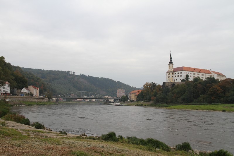 Stavba mostu v Děčíně