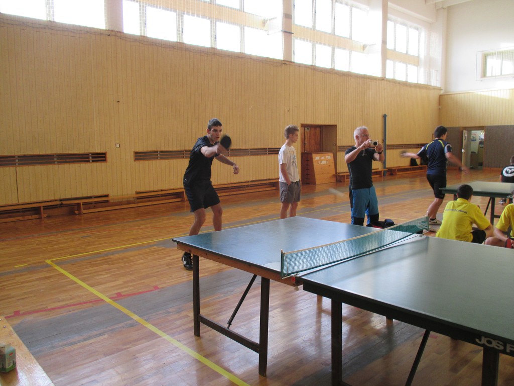 Stoní tenis středních škol