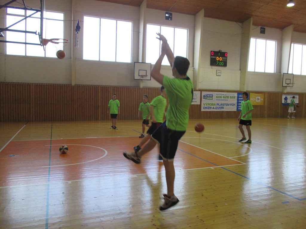 Basketbal středních škol