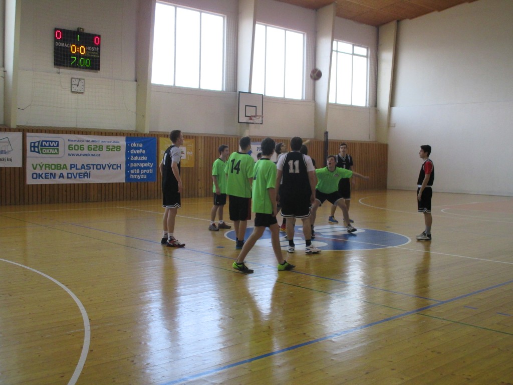 Basketbal středních škol