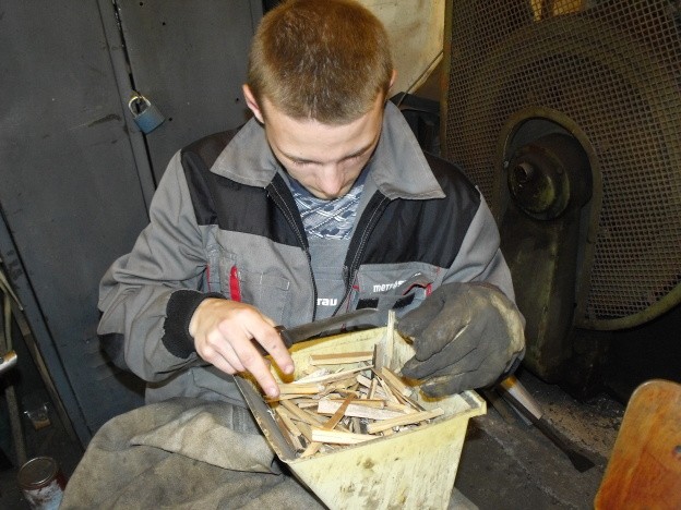 Výuka strojních mechaniků v kovárně