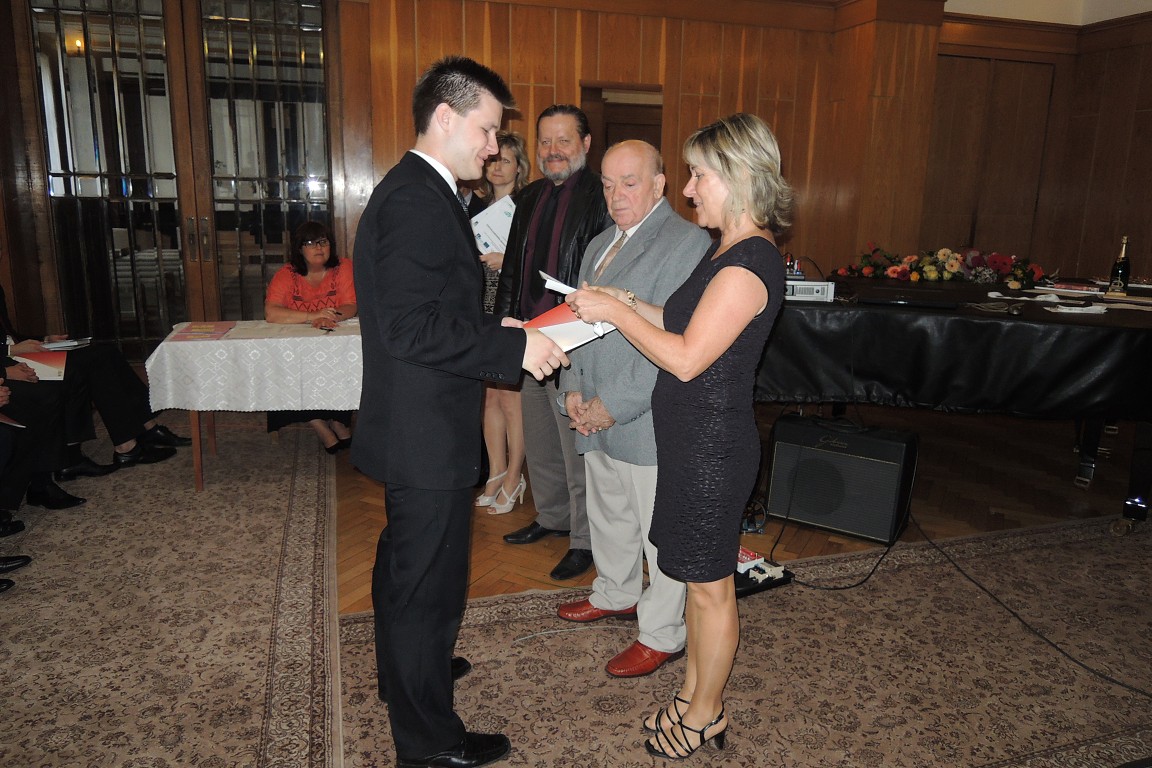 Vyřazení maturantů 2015