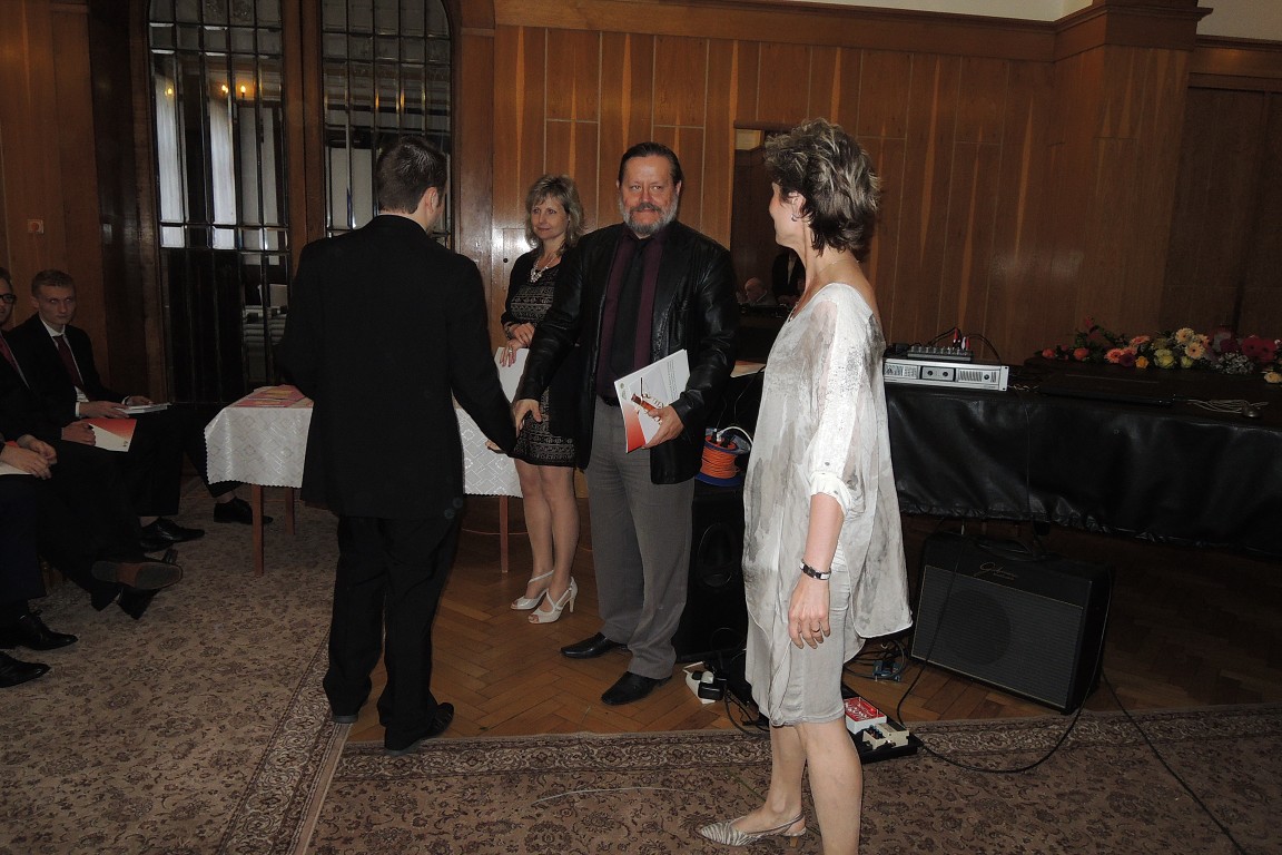 Vyřazení maturantů 2015