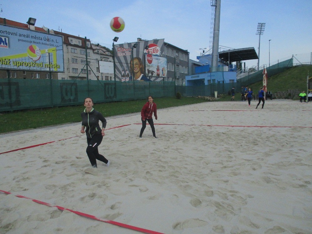 Beach volejbal, okresní finále